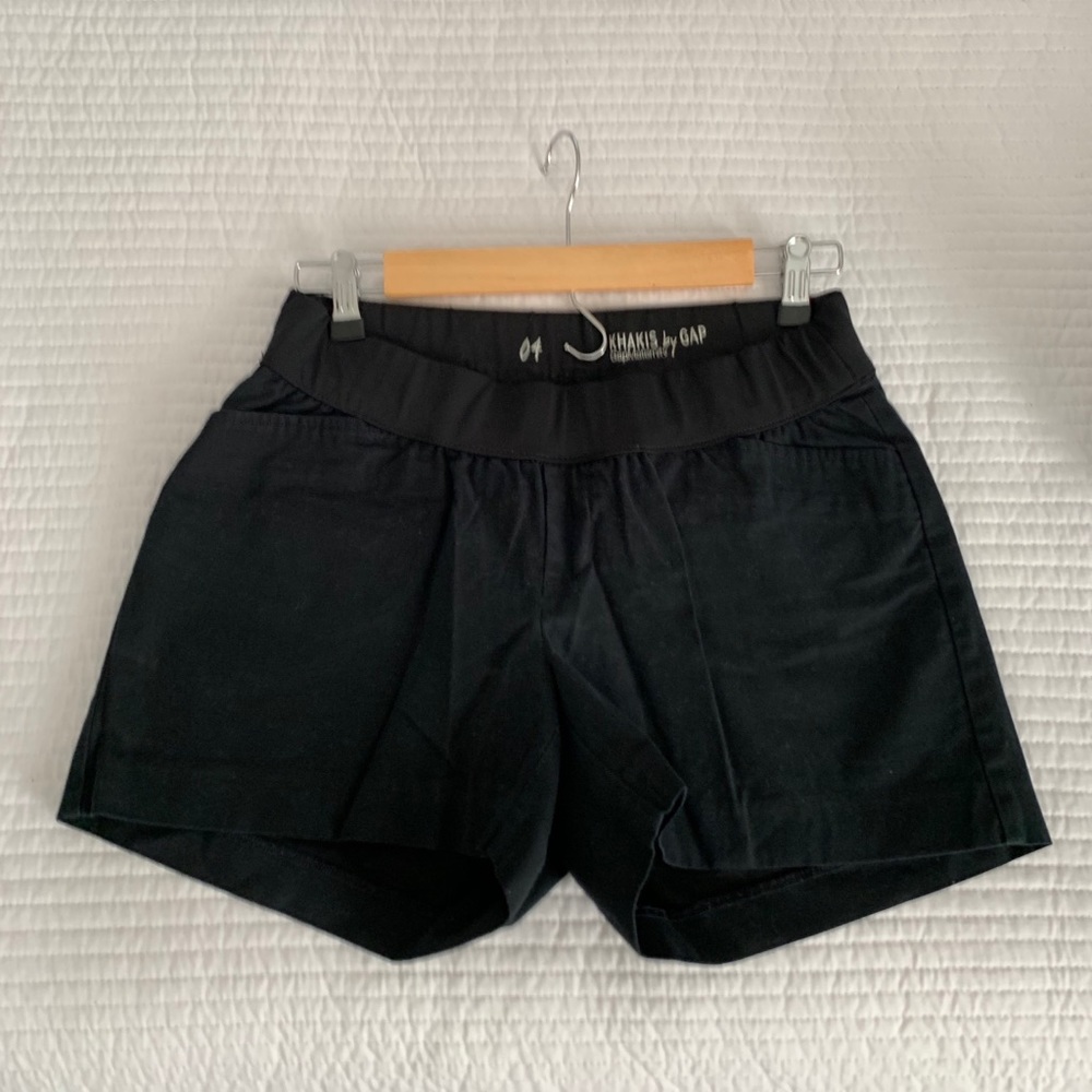 Gap Maternity Khaki Shorts - Size 4